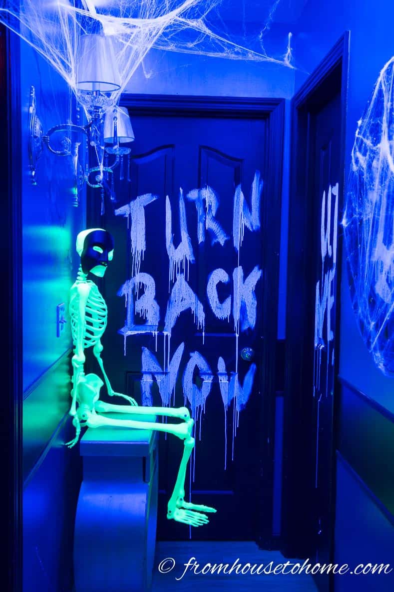 10 Awesome Glow In The Dark Decor Ideas For Halloween Entertaining Diva From House To Home