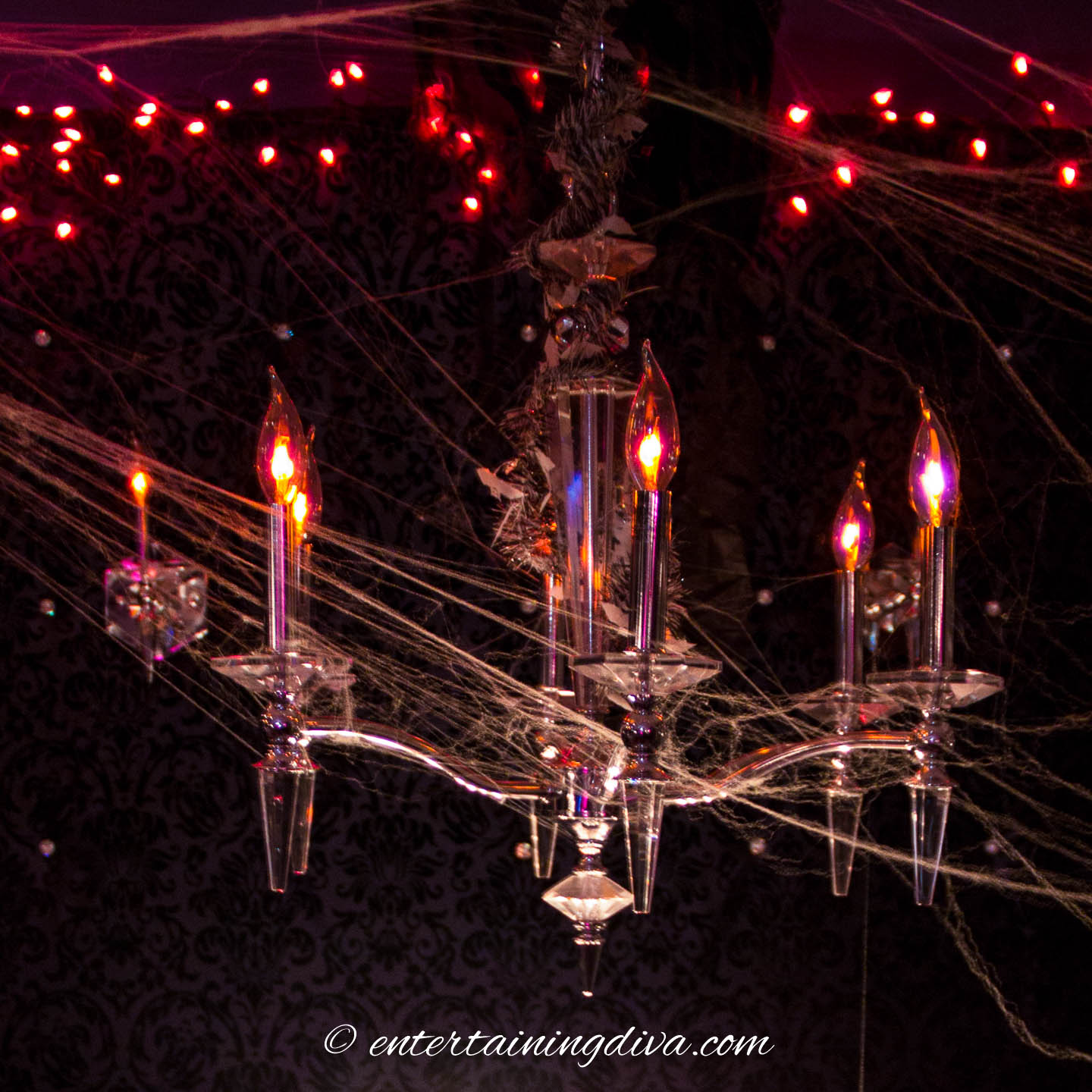 12 Ways To Decorate With Fake Spider Webs And Creepy Cloth