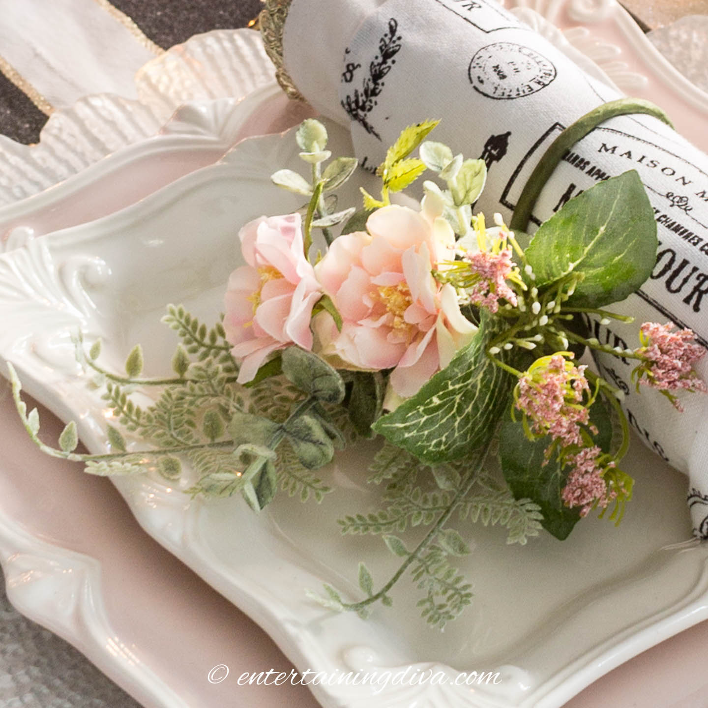 Romantic Blush Pink Tablescape (That Will Make Your Guests Swoon)