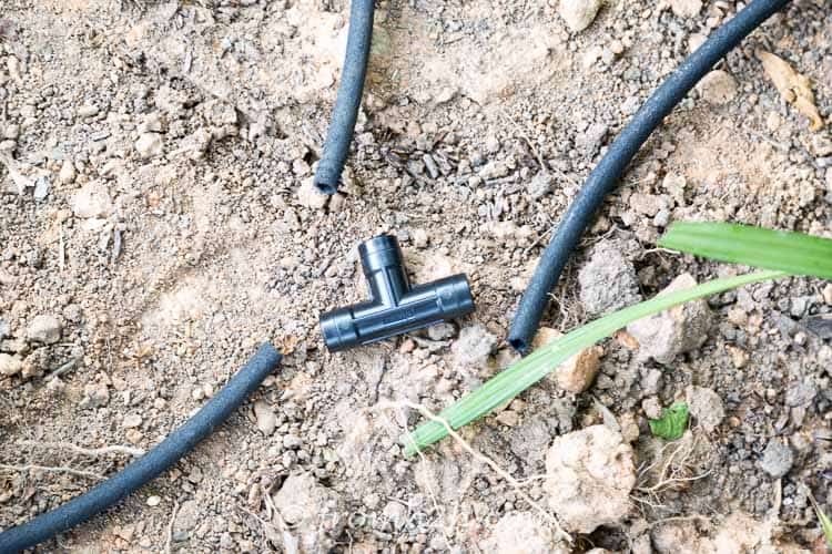 3 way splitter connection for a soaker hose system