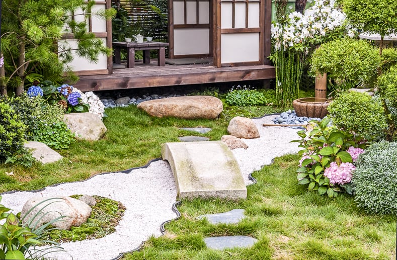 10 Elements of a Zen Japanese Garden