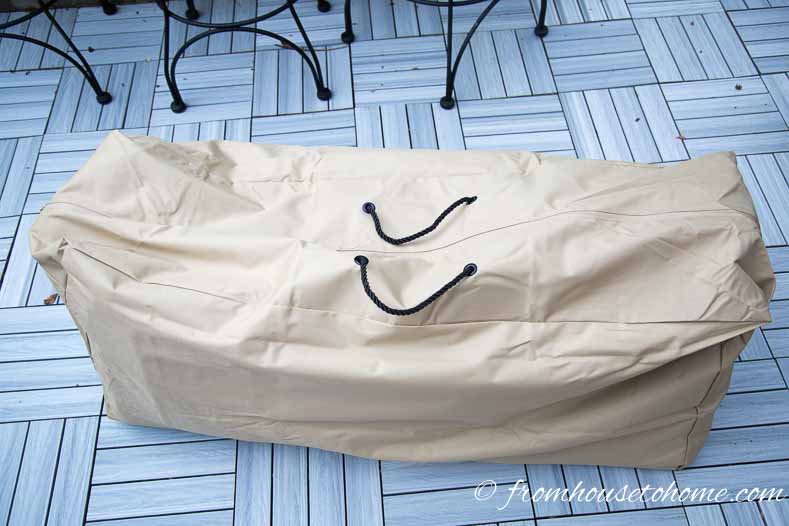 Cushion storage bag zipped up