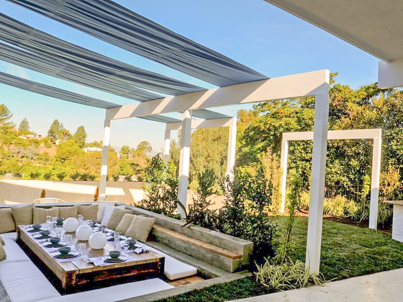 DIY outdoor shade canopy by Jamie Durie (from HGTV)
