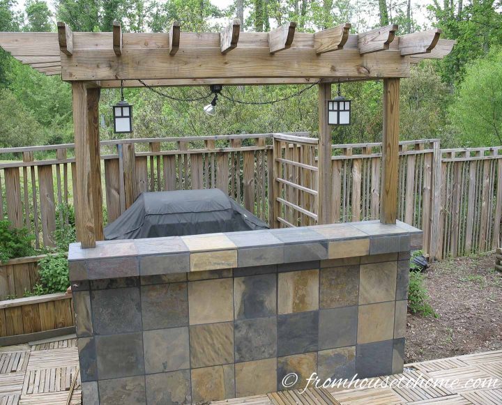 Custom wood privacy fence