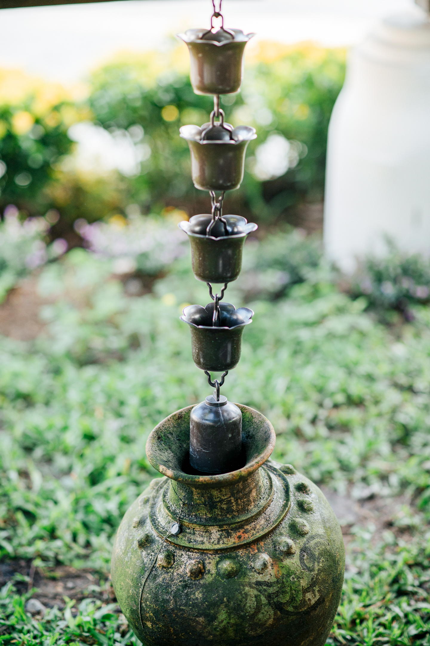 Rain chain basin