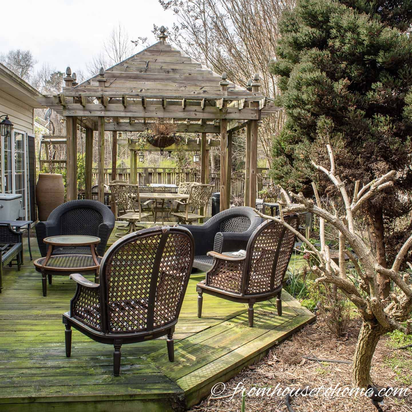 Backyard Deck Makeover ‘Before’