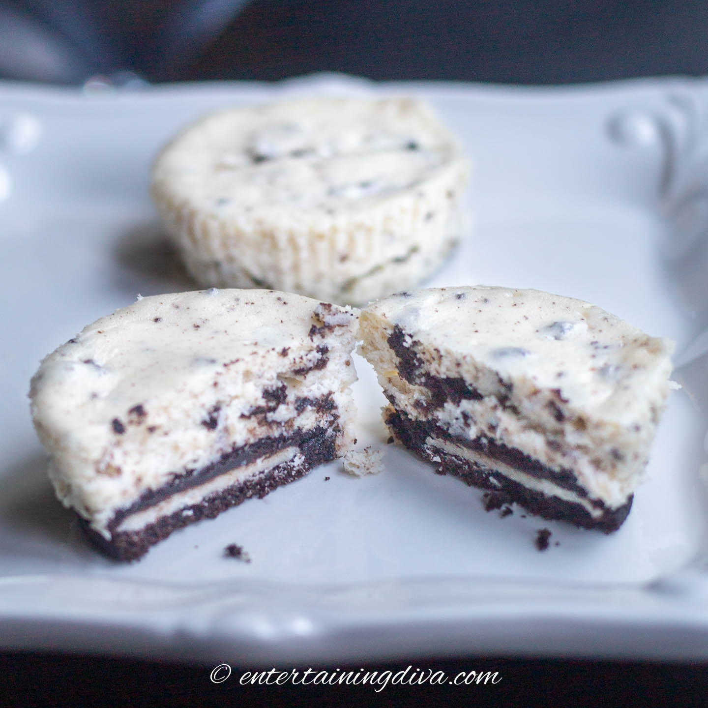 Oreo Cheesecake Cupcakes (With A Gluten-Free Version)