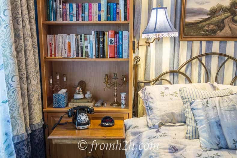 10 Ways To Create a Comfortable Guest Room | www.fromh2h.com