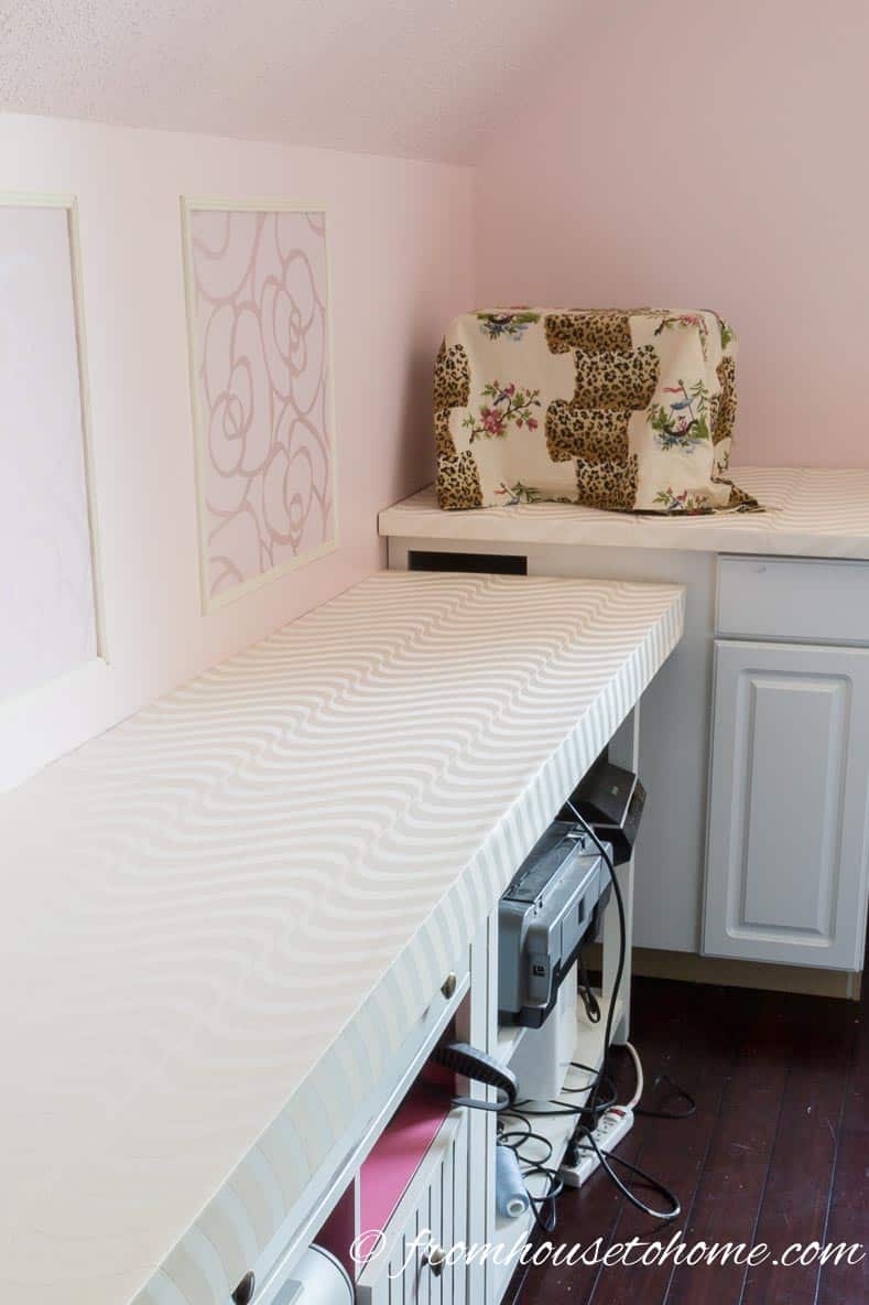 The off white wallpaper option | How To Update A Countertop Without Spending A Lot Of Money