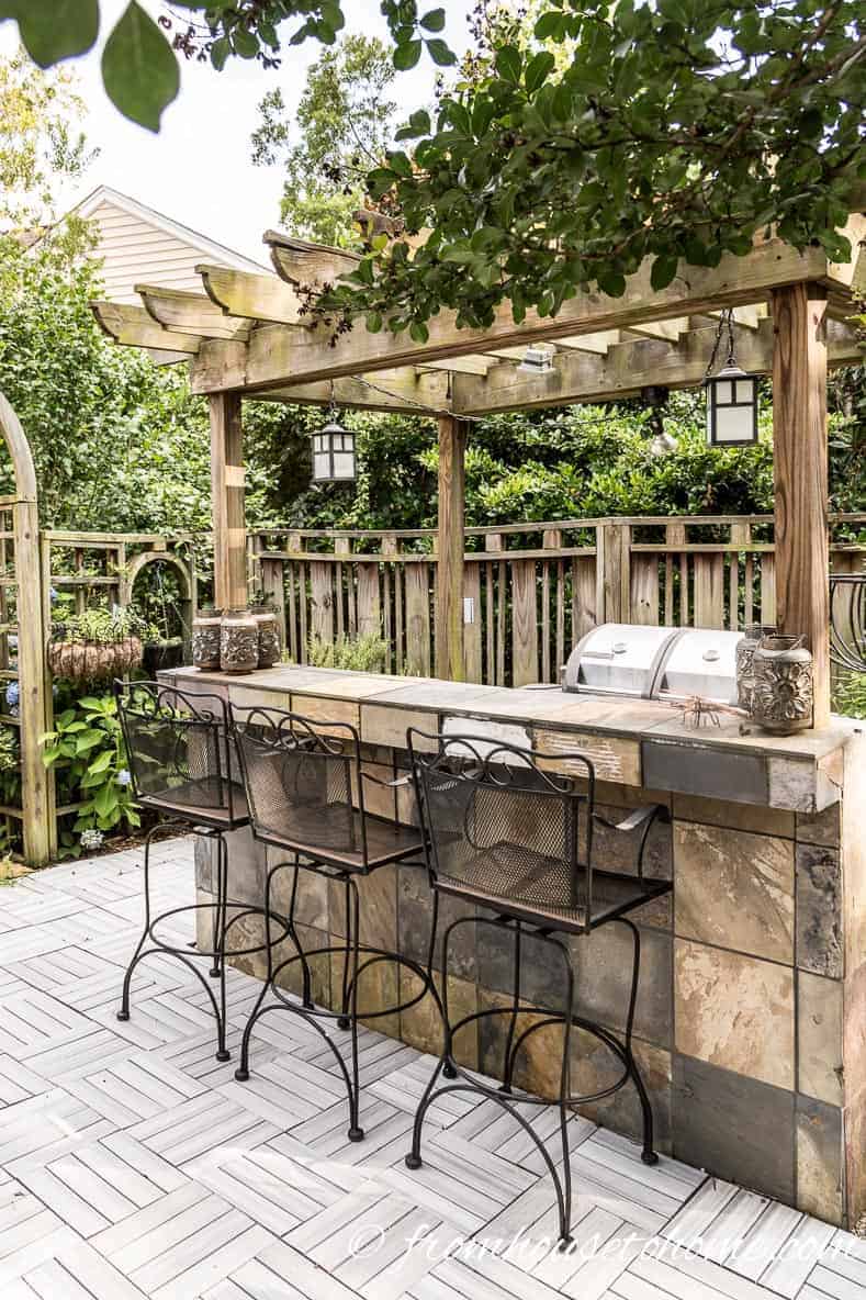 Small Patio Decorating Ideas That Make Your Deck Into An ...