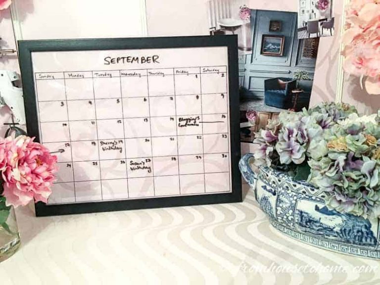 How To Make a DIY Dry Erase Calendar To Match Your Decor