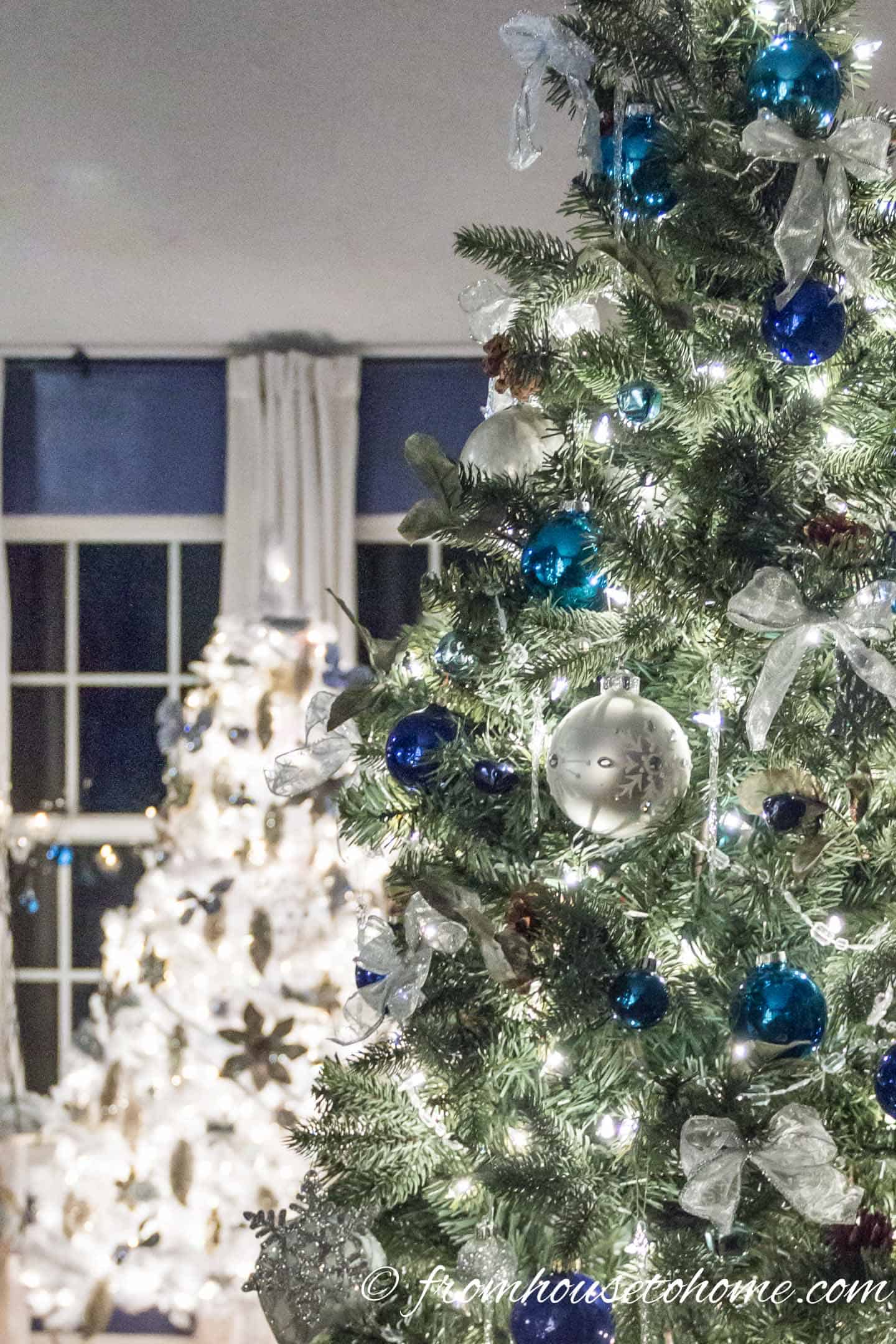 blue, white and silver Christmas tree decorations