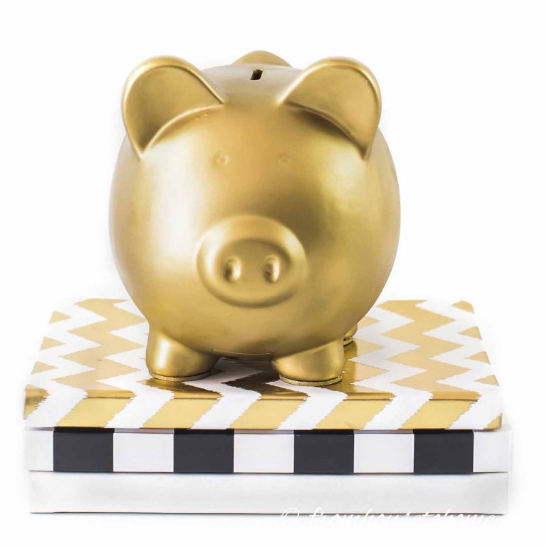 7 Easy Ways To Save Money Decorating