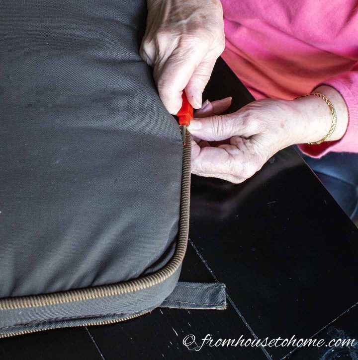 How To Sew A Box Cushion With Piping And Zipper - How To Make A Seat Cushion Cover With Piping