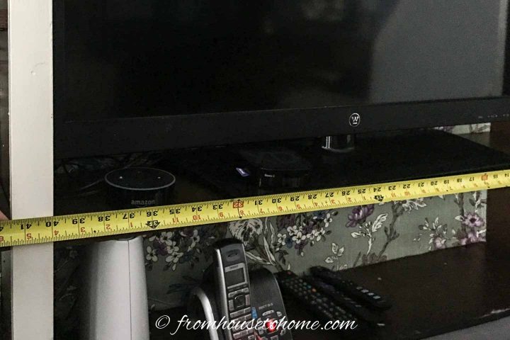 Measure the width of the DIY TV frame