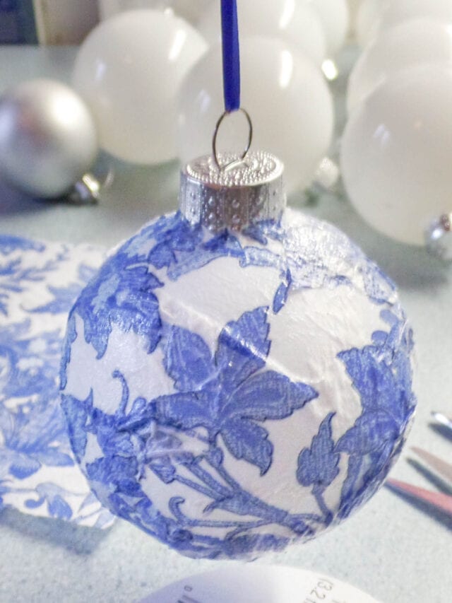 DIY Chinoiserie Christmas Ornaments Story