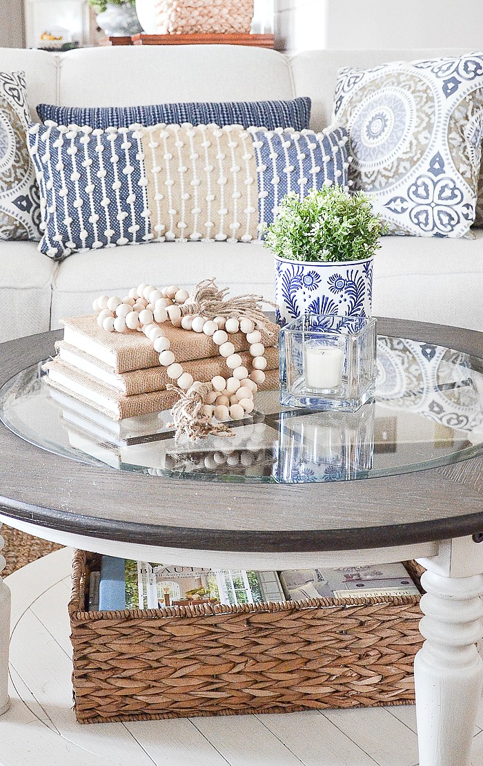 How To Decorate A Coffee Table 15, Decorate Round Coffee Table
