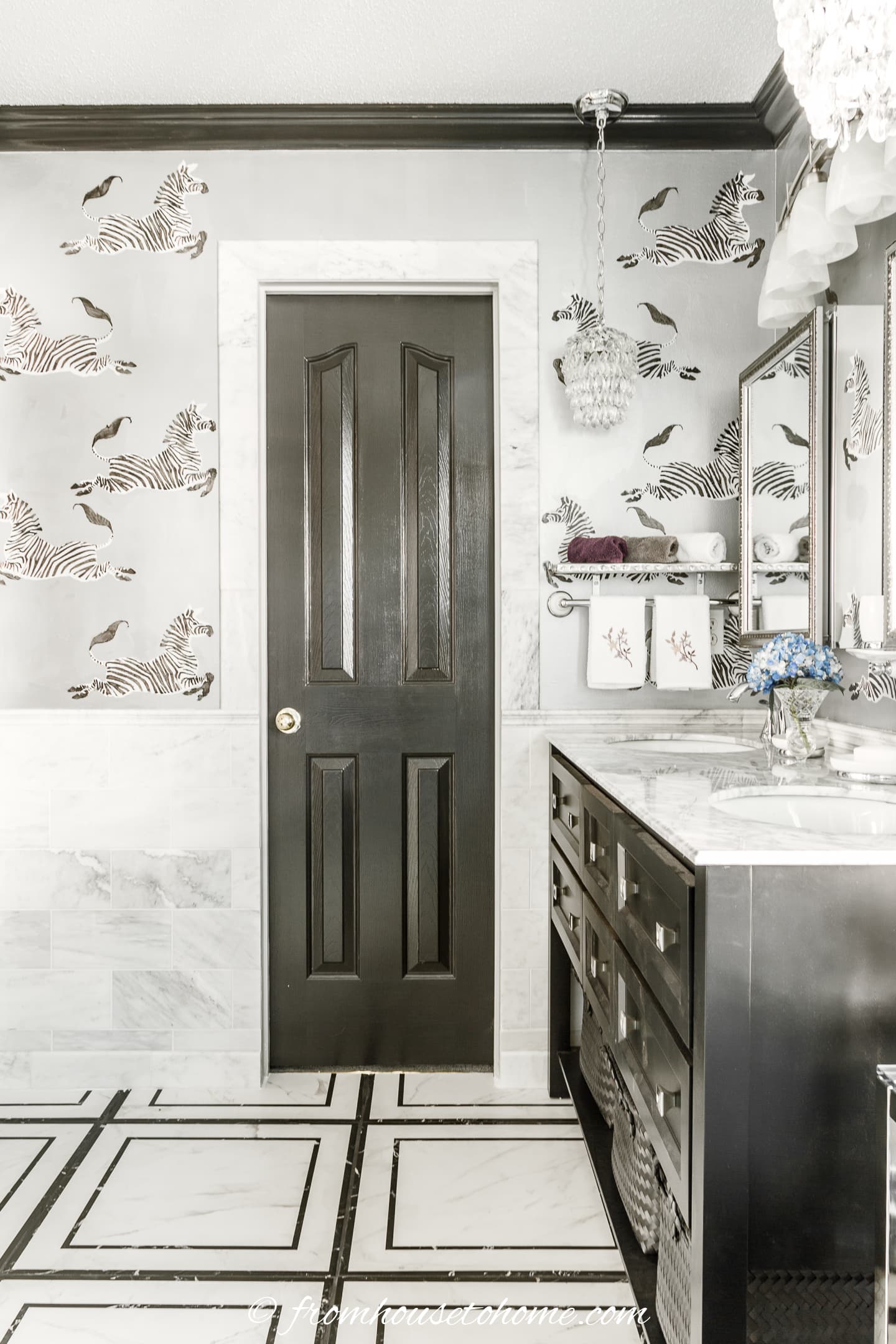 black door, silver walls, black crown molding and light grey ceiling