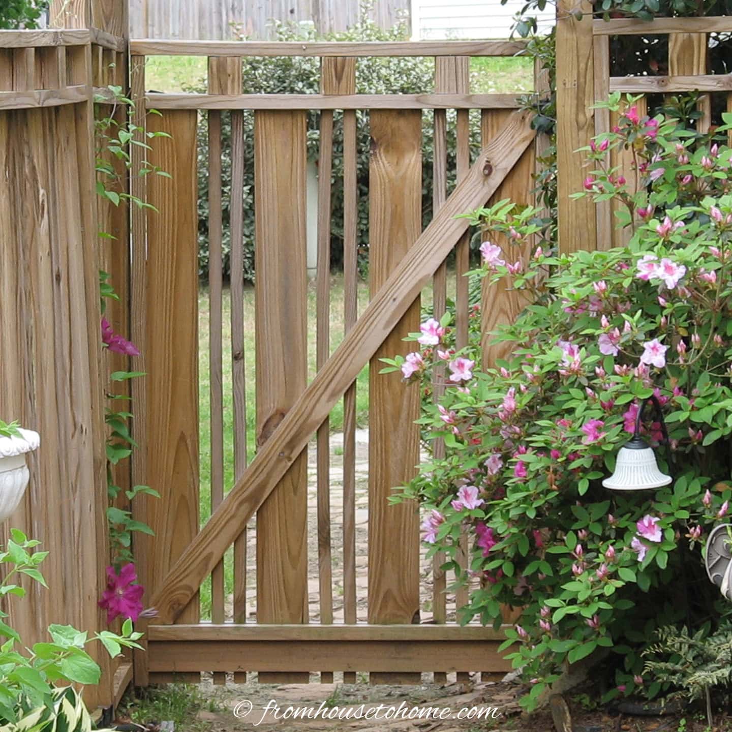 Unique DIY Privacy Fence Design (How To Build A Wooden Fence That Doesn’t Look Like Everyone Else’s)