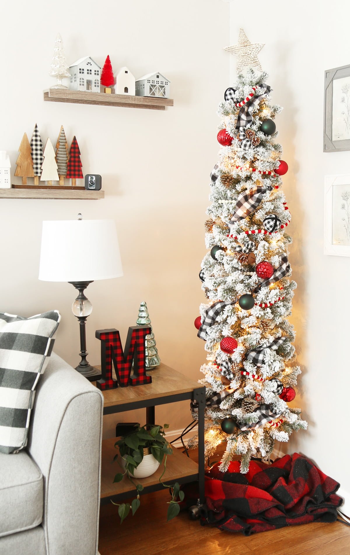 buffalo check pencil christmas tree