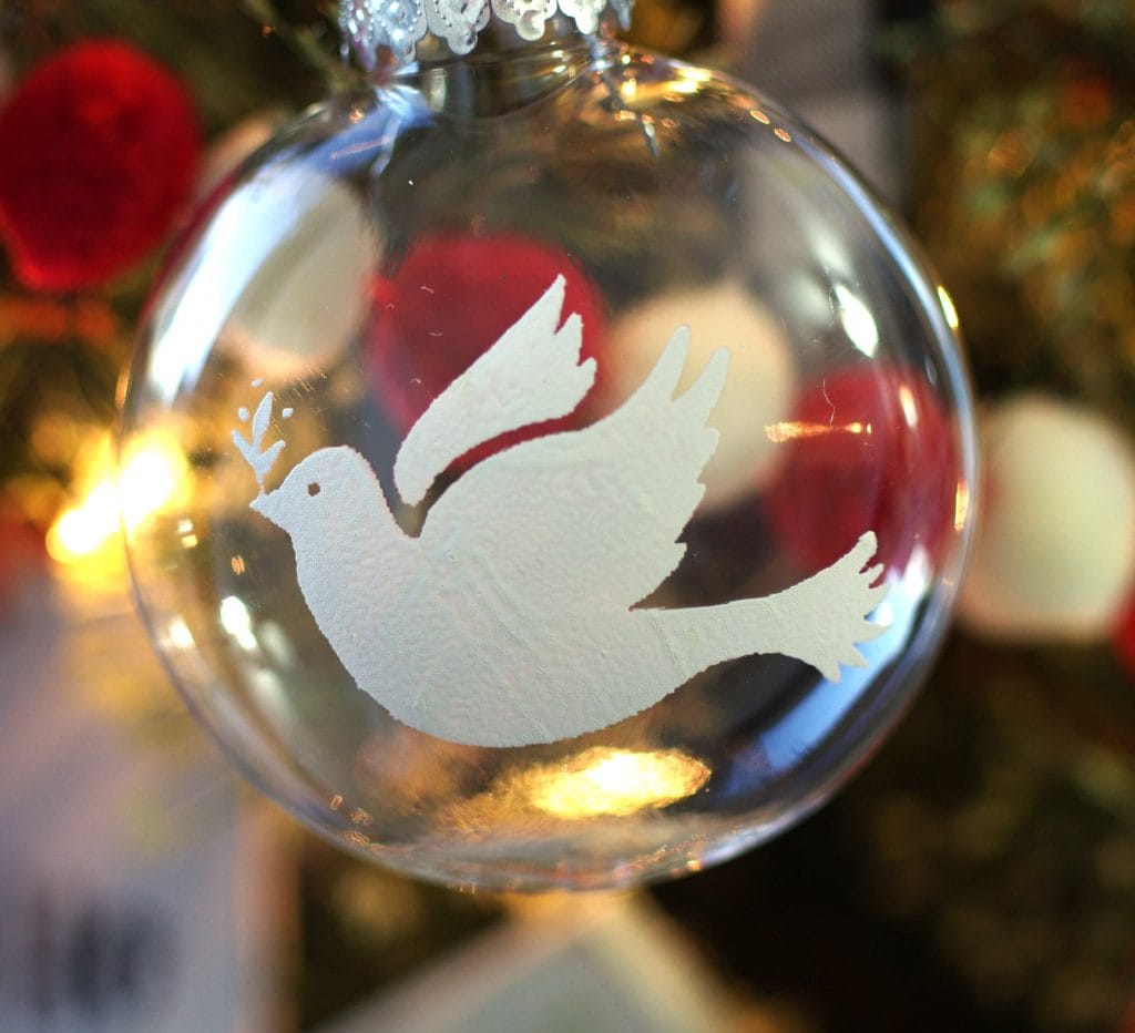 how to make christmas ornaments with chalk couture