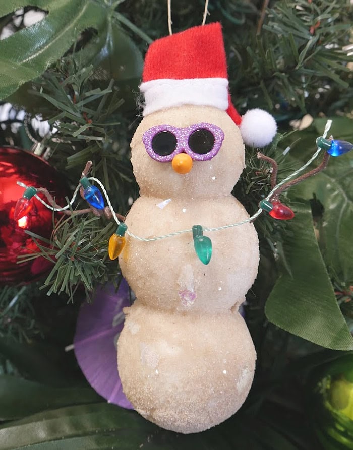 sand snowmen ornaments