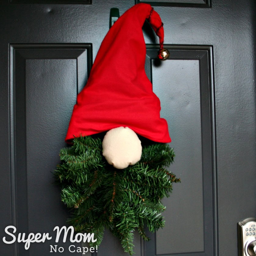 diy christmas gnome wreath