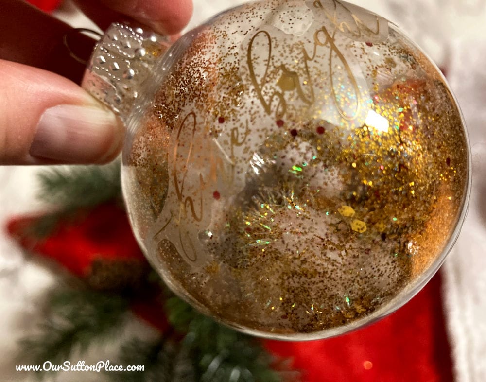 simple and sparkly christmas ornaments