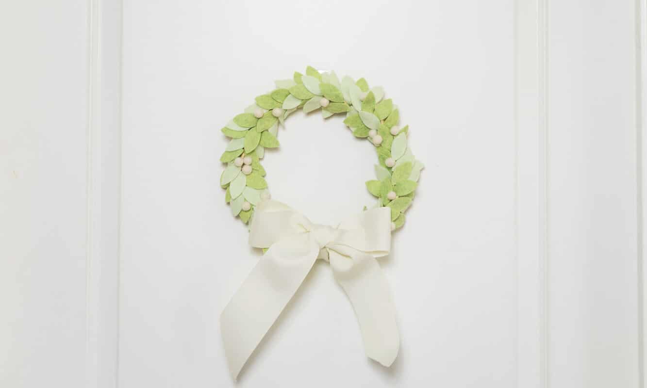 felt christmas wreath