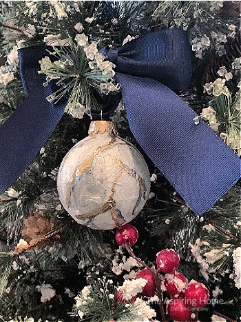 easy diy marble christmas ornament
