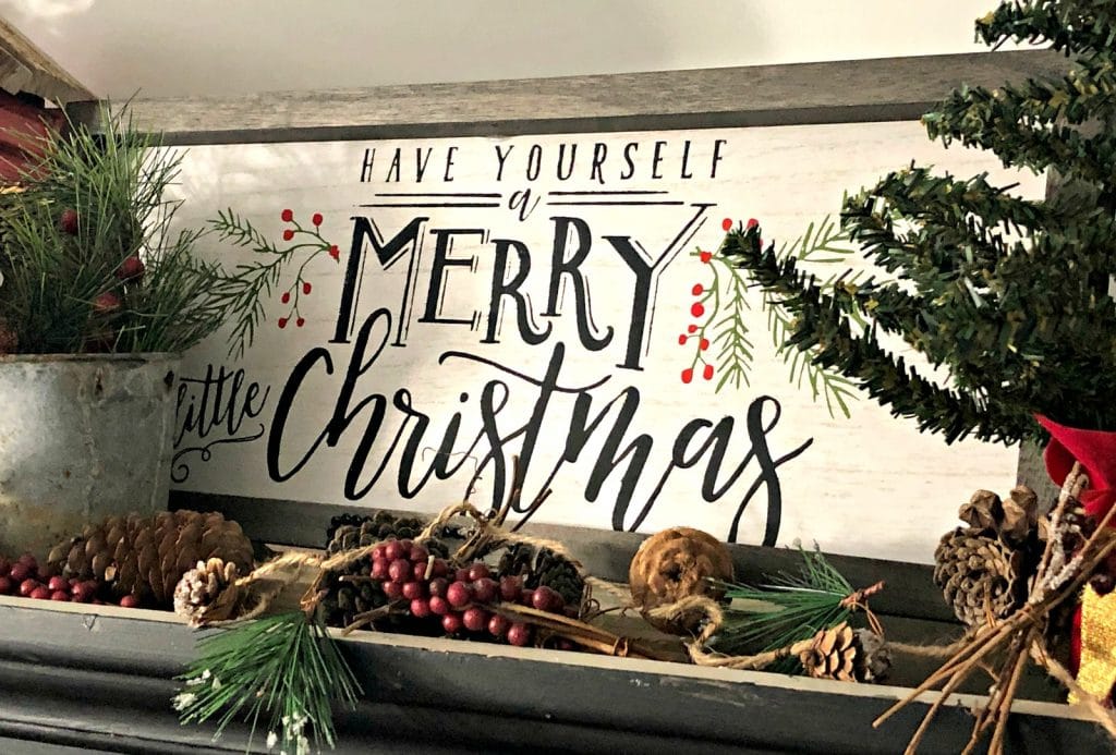 easy christmas signs with chalk transfers
