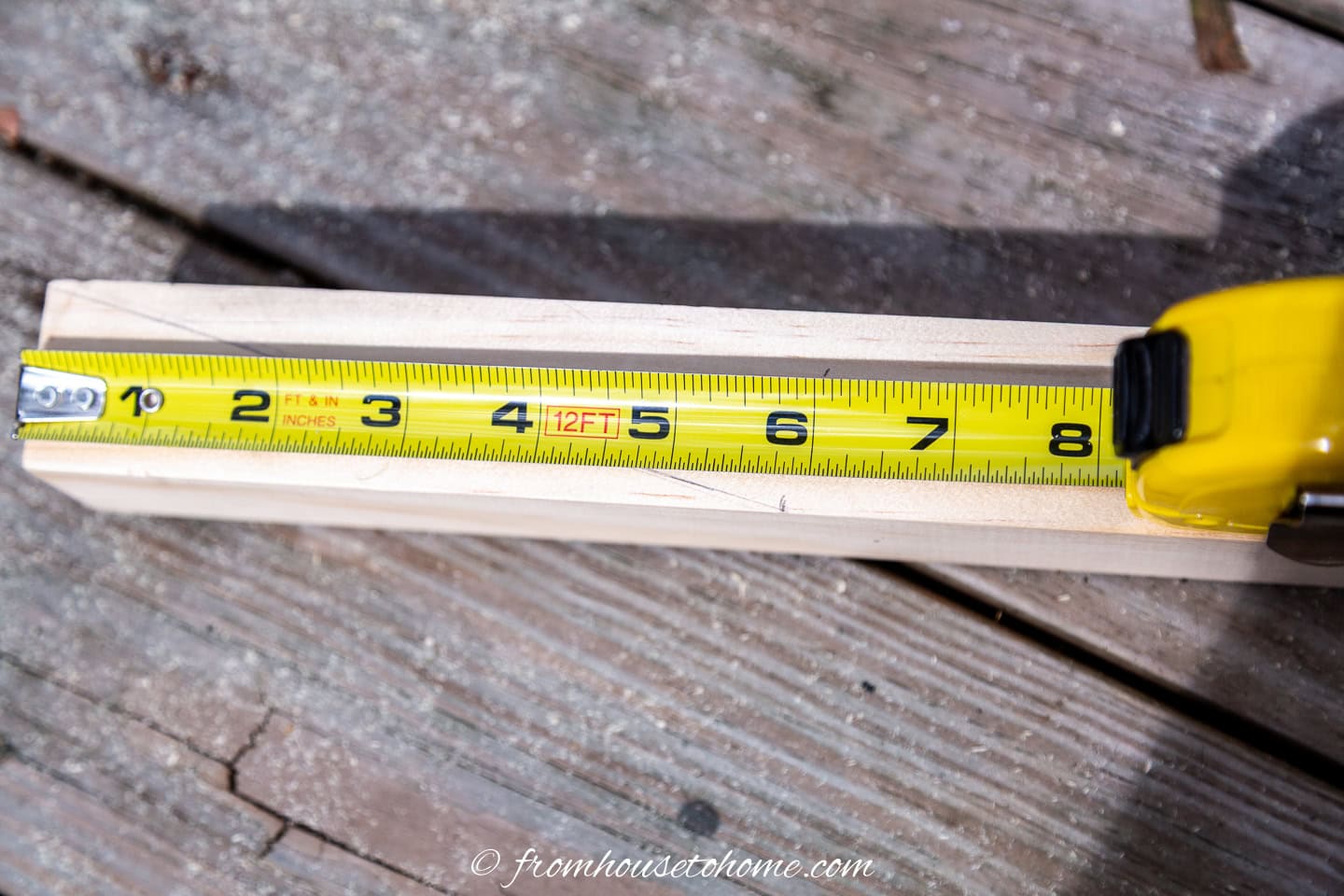 Measure half way between the end and the 15 degree mark